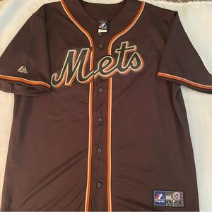 METS David Wright Brown Baseball Jersey made by Majestic
Size Large